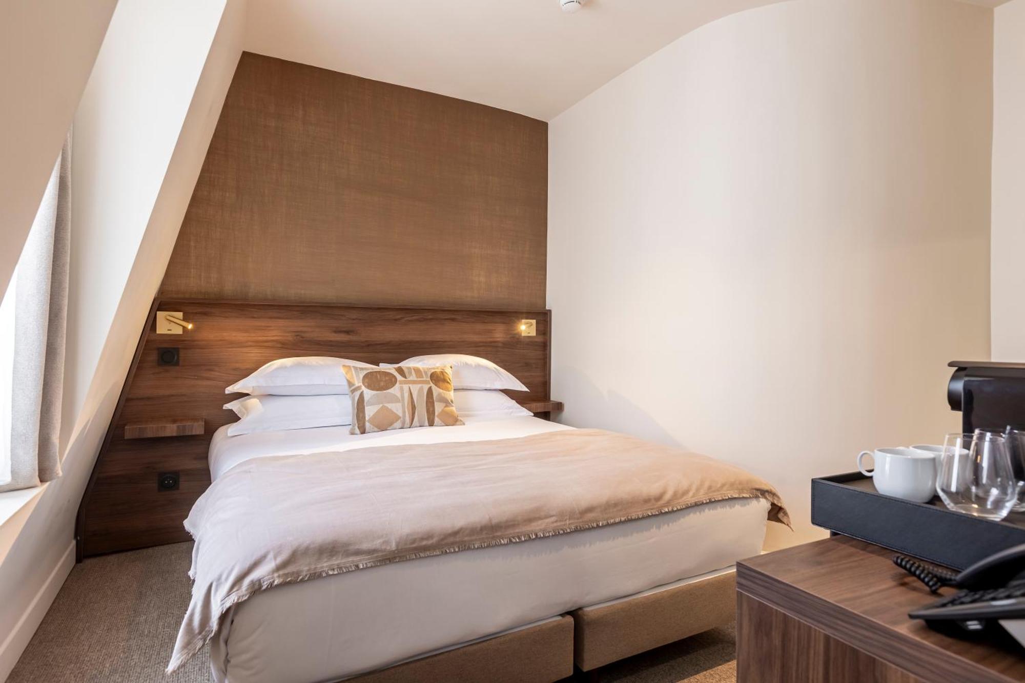 Le Monsieur By Sweett Hotel Paris Bilik gambar